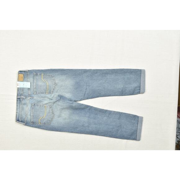 NEW Levi Strauss Signature Mid-Rise Slim Boyfriend Jeans Size 4 W27 - Picture 3 of 8